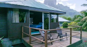 Bora Bora bungalow - Image 3
