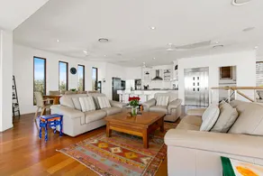 The Boardroom @ Sunrise - Pet friendly paradise - Image 4
