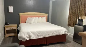 Stratford Inn - Image 5