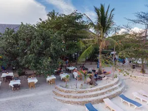 Hippocampus Beach Resort - Image 3