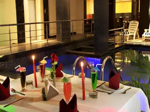 Hotel The Taj Vilas - Image 2