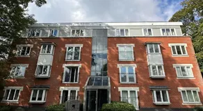 2BR Manchester Flat - Free Parking - Old Trafford - Weekly Rates - Image 4