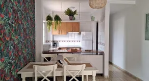 Tropical Apartment - Heated Pool - Image 3