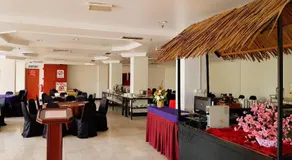 Hotel Grand Crystal - Image 4