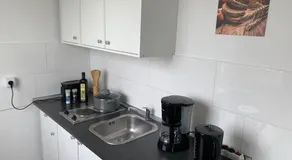 1 Zi-Whg, Netflix, Wifi, Küche, 15min zum Zentrum - Image 3