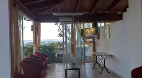 Spacious double room beside the sea - Image 2