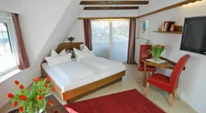 Wohlfühlhotel Hörn van Diek Garni mit Schwimmbad - Image 2