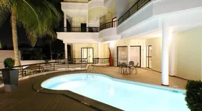 THE PALMS Luxury Boutique Hotel - Image 2