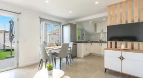 Modern house with sea views, pool and a chillout terrace - Image 4