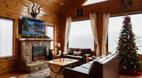 Epic Mountain Views, Hot Tub, Game Room, Sleeps 10 - Image 3