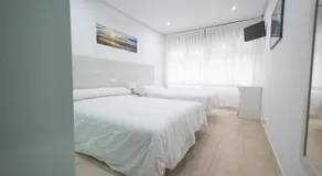 Hotel Pinar Somo Surf - Image 2