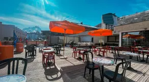 Atmosphere Hotel - Image 4