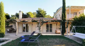 Vineyard Estate - Image 4