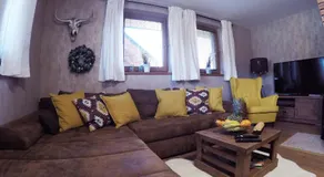 VILLA 619 - Image 2