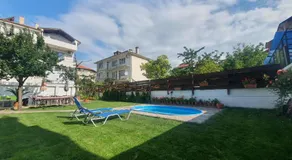 Cherry Garden Apartments - Image 5
