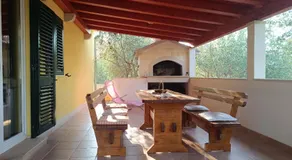 HOLIDAY HOUSE Ose - Image 3