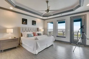 Honu Beachfront by Ryson Vacation Rentals - Image 2