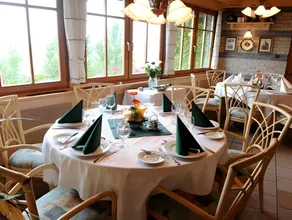 Rosengarten Hotel & Restaurant - Image 2