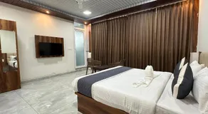 SS Luxury Comforts - Twin Sharing - Image 5