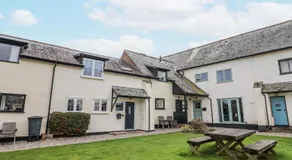 Rushmoor Cottage - Image 4