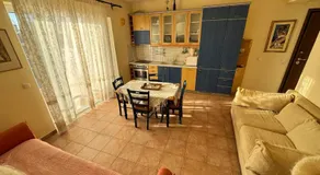 Seafront Private Apartment - Image 4