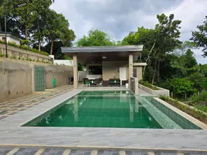 R Villa and Garden - Image 3