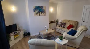 The Orchards- Rural Family & Work Friendly Home Near Durham - Image 2