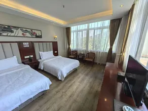 Lily Business Hotel - Image 2