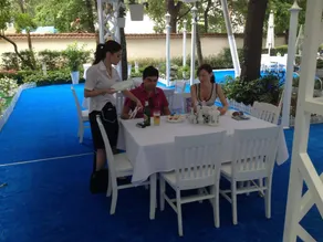 Kalofer Hotel - Image 2