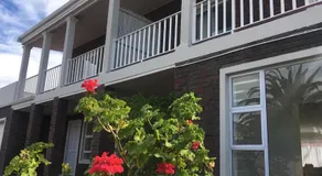 Sunset Beach Living Guesthouse - Image 5