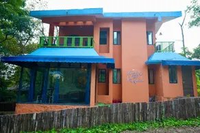 Lakeside Boheme Inn - Image 4