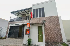 OYO 1957 Riverside Residence - Image 2