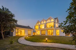 Floral Hotel Shanghai Jiuxiang Homestay Chongming Forest Park - Image 3