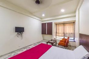 Hotel Rahi Inn Local Unmarried NRI not Allowed - Image 2
