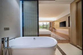 Zhenning Lingyue Grand Hotel - Image 5