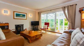 CROYDE PATHFIELDS 4 Bedrooms - Image 2