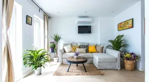 Lx Design Apartment near Congress Center - Image 3