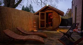 Urban Jungle Room rundum Entspannung mit Sauna - Image 4