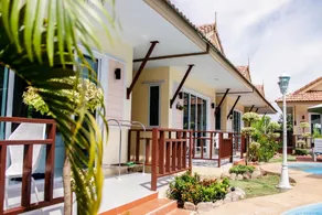 Charm Resort Cha-am - Image 2