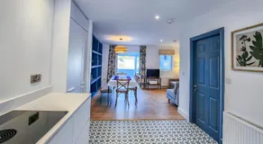 The Kinsale 4 Center - Image 3