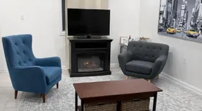 Yonge Sheppard House - Image 3
