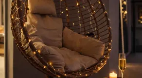 Mint Whispers - Quiet Cozy Room next to train station - with projector and Luxury mattress - 5 star Listing on other platforms - Image 5