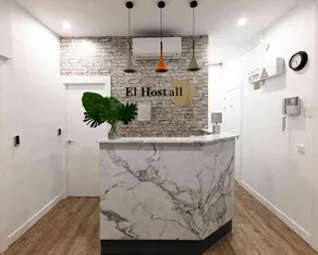 El Hostall - Image 3