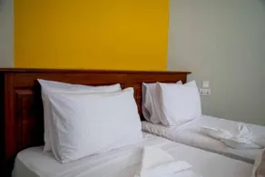 Tropic Garden Hotel - Image 2