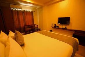 Zubis Inn Hotel - Image 3
