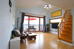 Yeosu Rainbow Pension - Image 2
