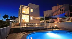 Villa Can Bella, 15 Minuten zum Strand, air conditioning is not included - Image 2