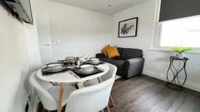 Modern 1-Bedroom Aprt in the heart of Brighton - Image 5