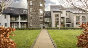 Exceptional 3 Bedroom River View Apartment - Pass the Keys - Image 4