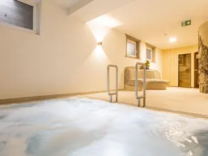 Lush apartment in Tyrol with sauna - Image 3